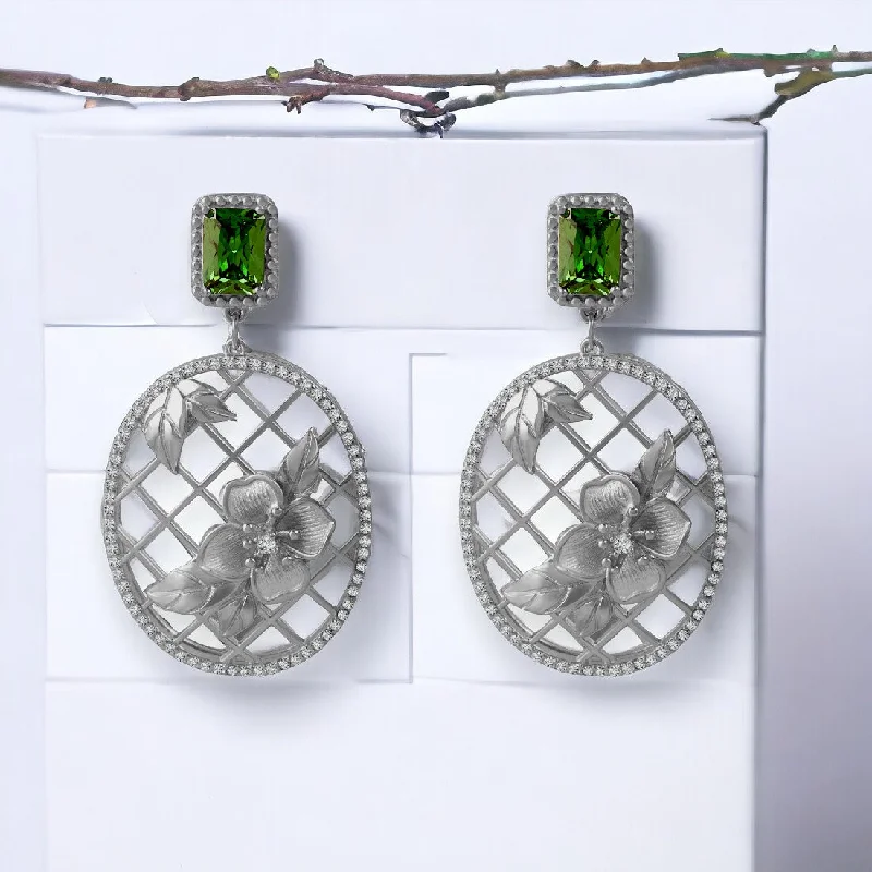 stylish tassel earrings -Green Stone Oval Silver Drop Earring