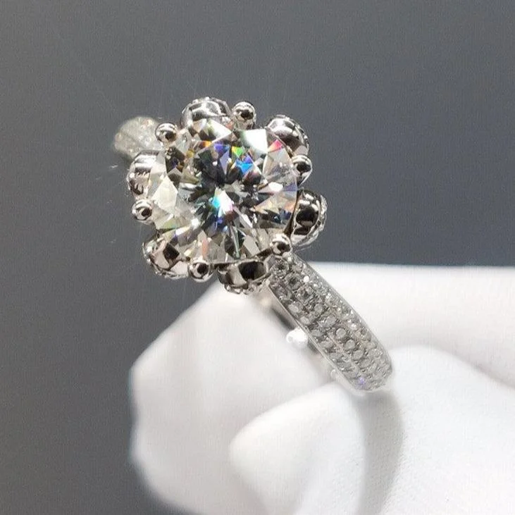 vintage engagement ring sets -1.0 Ct Round Cut Diamond Snow Queen Engagement Ring