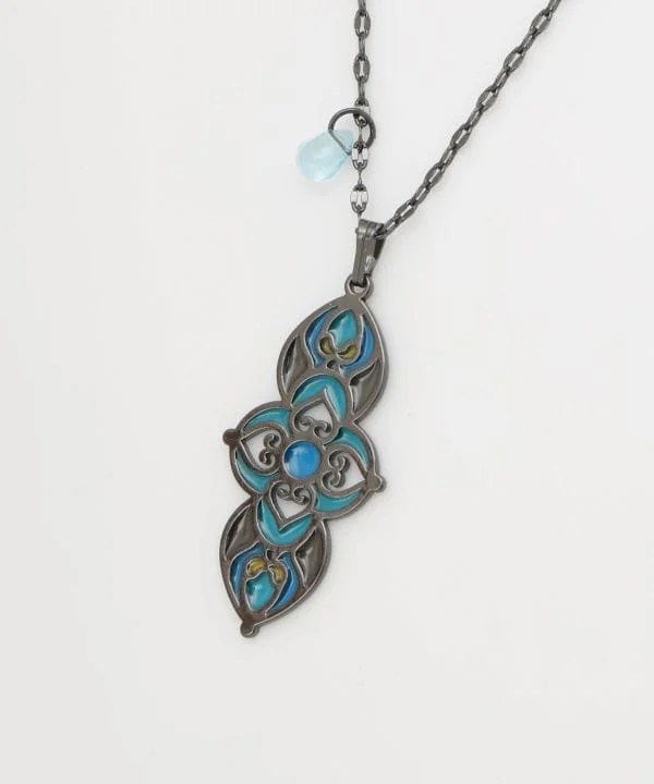 fashionable layered necklaces -Stained Glass Like Necklace